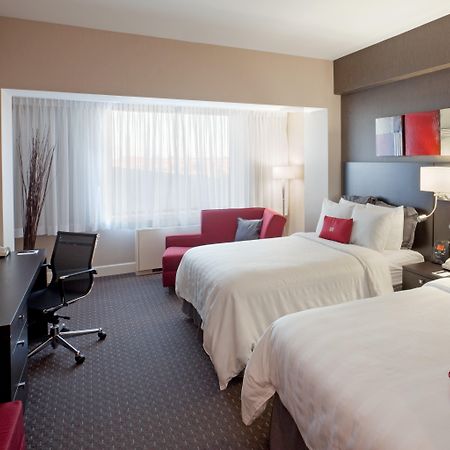 Armon Plaza Montreal Airpt, Trademark Collection By Wyndham Eksteriør bilde