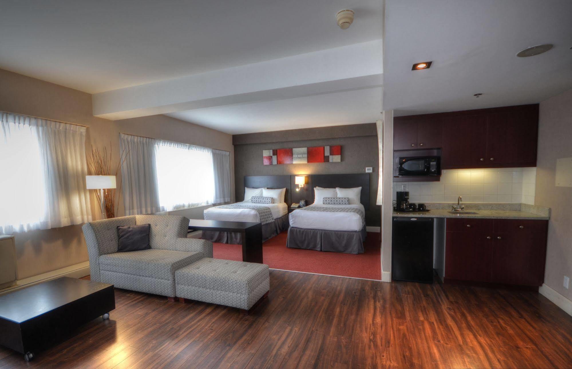 Armon Plaza Montreal Airpt, Trademark Collection By Wyndham Eksteriør bilde